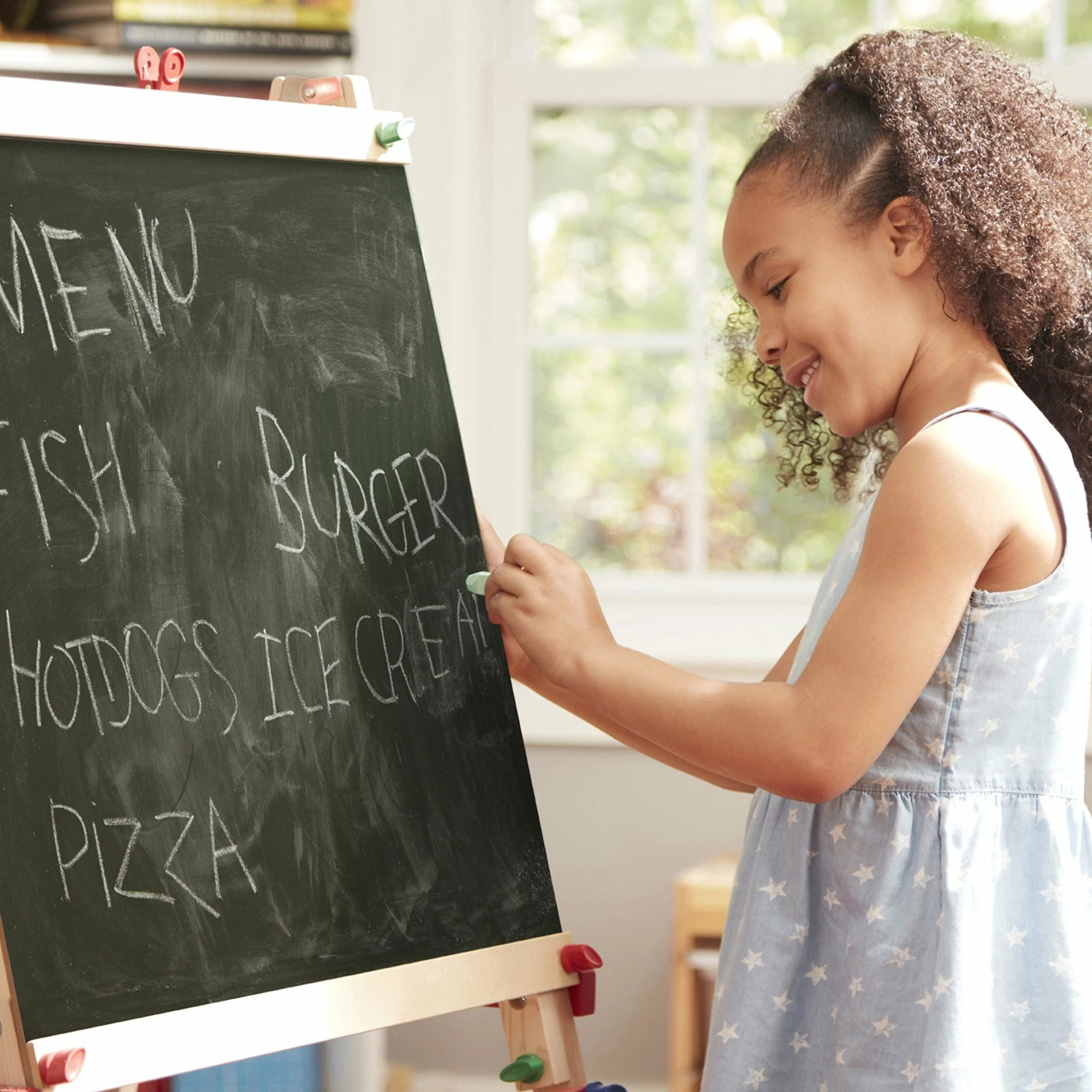 Melissa & Doug Deluxe Wooden Standing Art Easel - Image 5