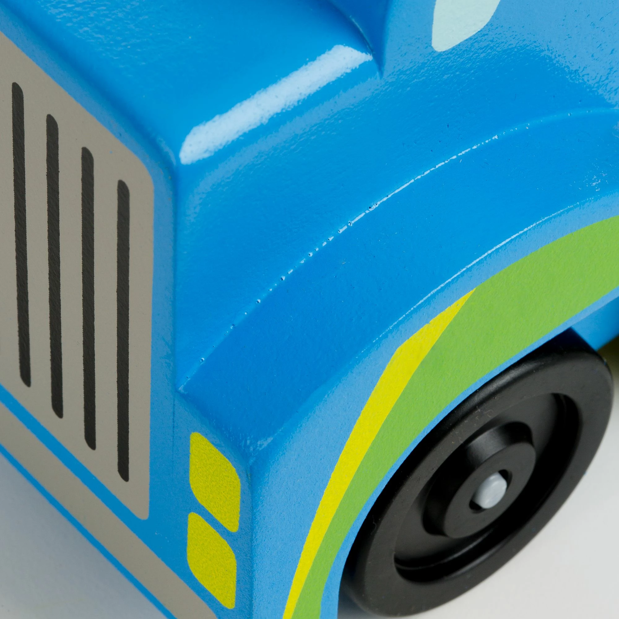 Melissa & Doug Mega Race-Car Carrier - Image 6