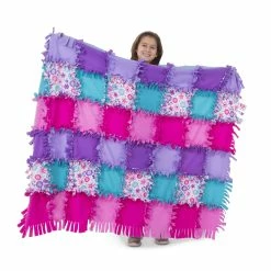 Melissa & Doug Created By Me - Flower Fleece Quilt