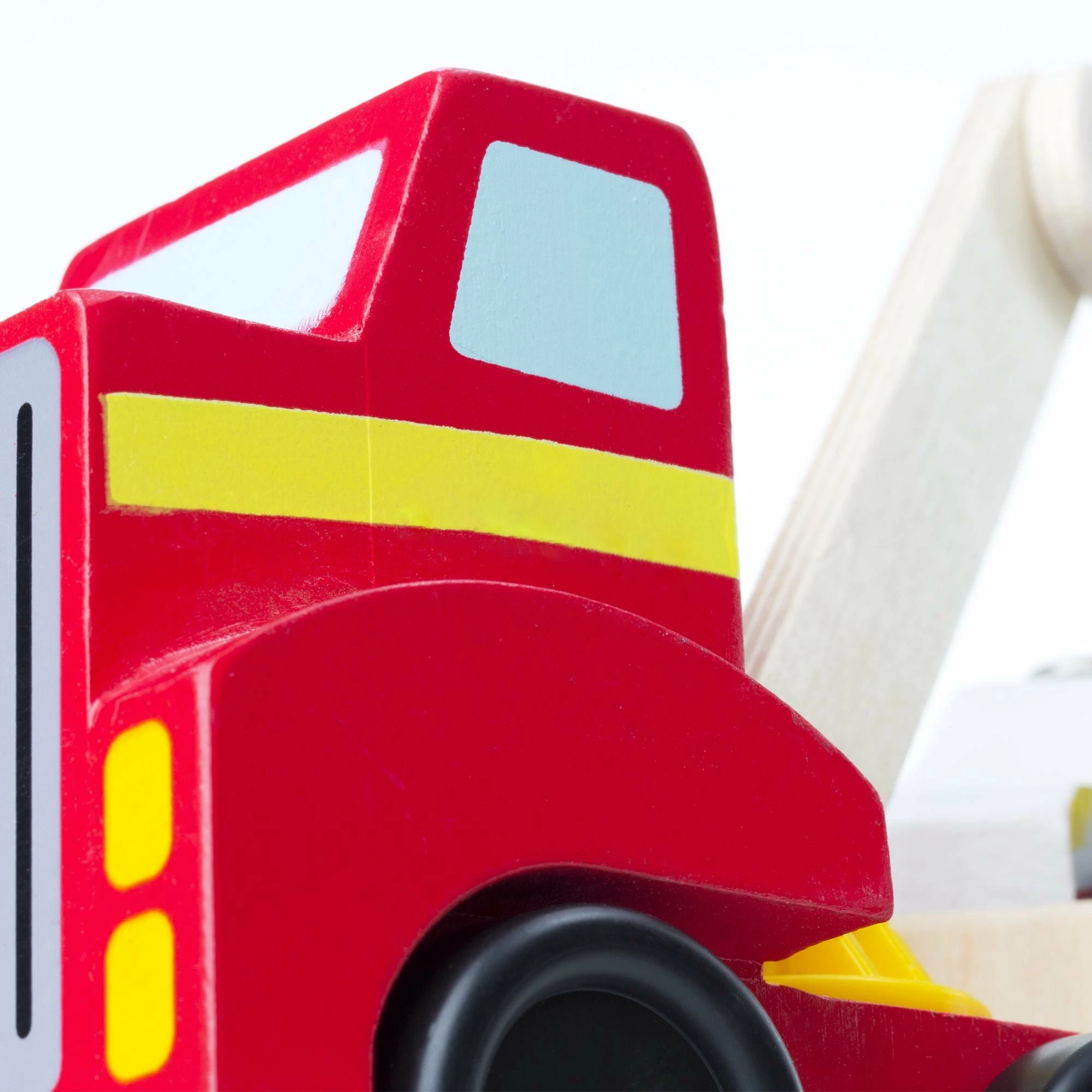 Melissa & Doug Magnetic Car Loader - Image 7