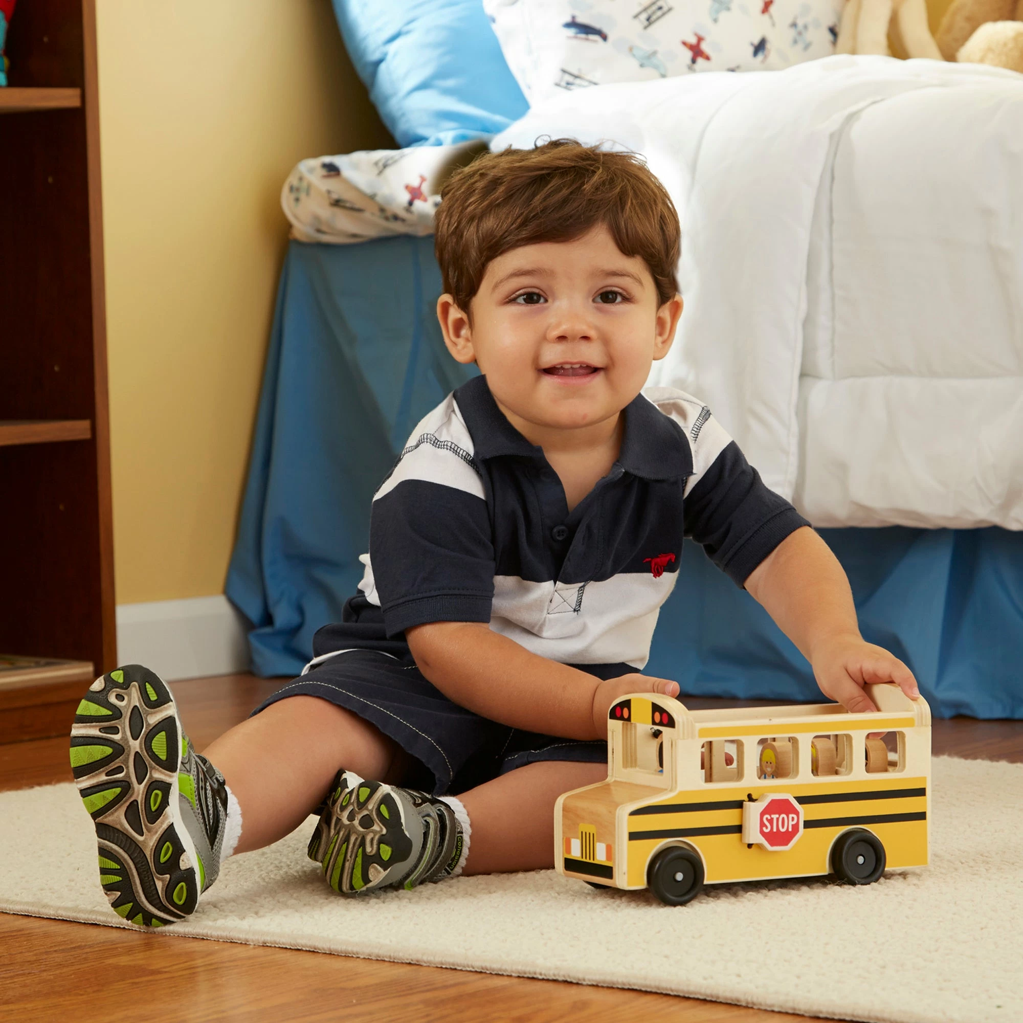 Melissa & Doug School Bus - Image 2